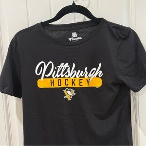 Pittsburgh Penguins Women’s Small Black Fanatics NHL T Shirt NWT